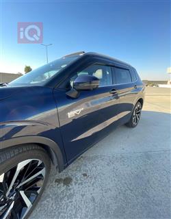 ميتسوبيشي اوتلاندر